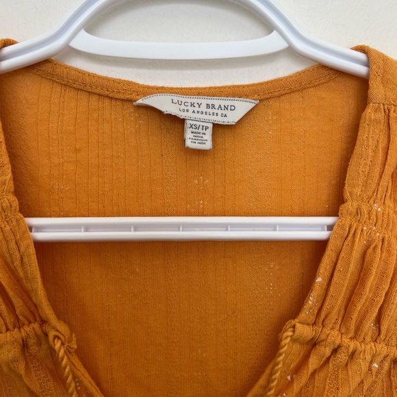 Lucky Brand Women’s Short Sleeve Blouse Yellow Small - Picture 4 of 4